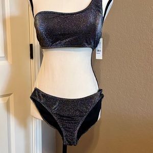 Black shimmer one shoulder bikini - size medium
